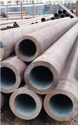 Bơm thép liền mạch với độ dày tường tùy chỉnh và khả năng chống ăn mòn cho các ứng dụng công nghiệp
