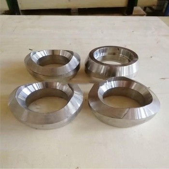 Phụ kiện ống thép ren rèn hàn ASTM A182 F304 2&quot; 3000#