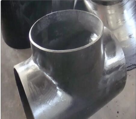 Phụ kiện đường ống thép không gỉ siêu kép Tee bằng nhau UNS S32750 ASME B16.9