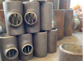 Phụ kiện mông ASME / ANSI B16.9 Tê có thanh ASTM / UNS N06601 6 