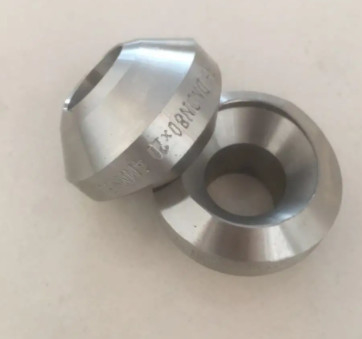 Butt Weldolet Alloy 200 ASTM / UNS N02200 Phụ kiện đường ống rèn 12 